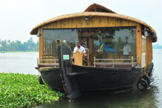 Kerala 3 bedroom houseboat