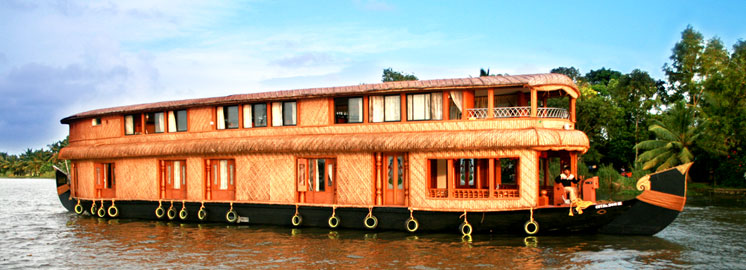 Kerala 3 bedroom houseboat